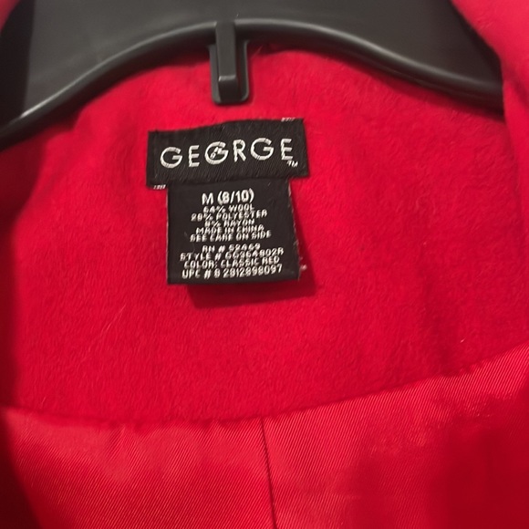 Red coat - Picture 3 of 6